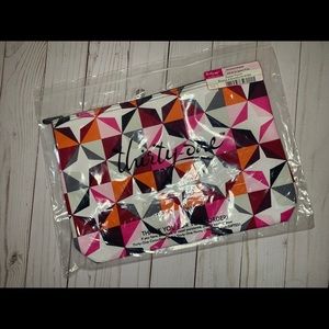 NWT Thirty-one zipper pouch